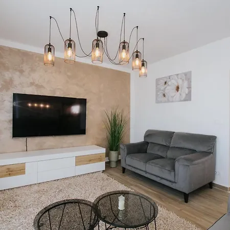 Royal Blue House 3 Kaštela