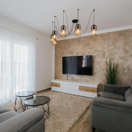 Royal Blue House 3 Kaštela