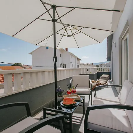 Royal Blue House 3 Rum i privatbostad *