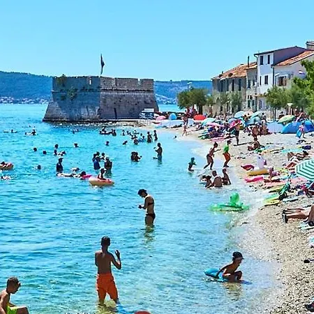 Rum i privatbostad Royal Blue House 3 Kaštela